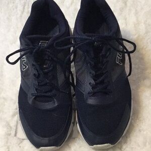 Men’s blue mesh Fila sneakers